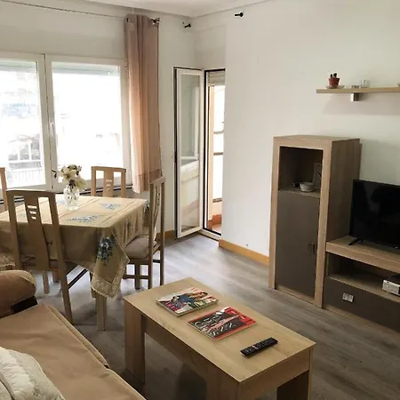 Piso Nuevo En Pleno Centro De Salamanca, A 50 Metros De La Plaza Mayor アパート